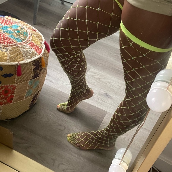 Yellow fishnet thigh high knee-high socks stocking - Picture 2 of 8
